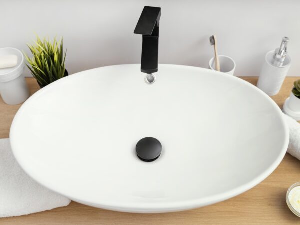 Quais os tipos de válvula para banheiro que combinam com diferentes cubas e estilos de design?